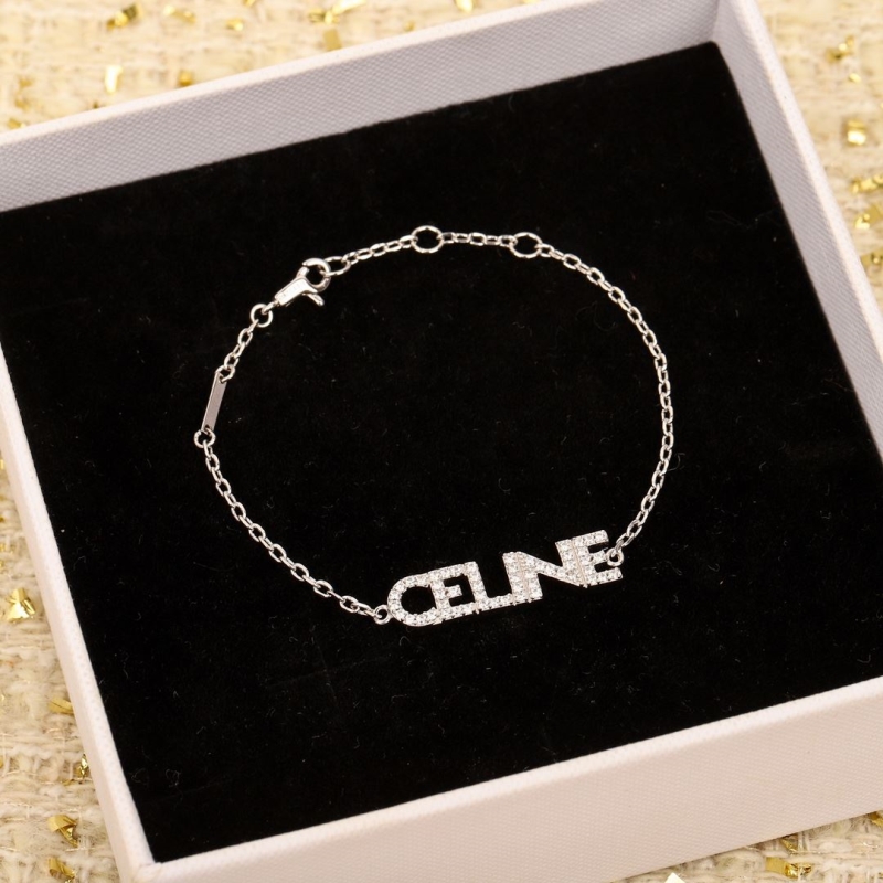 Ce1i*e necklaces